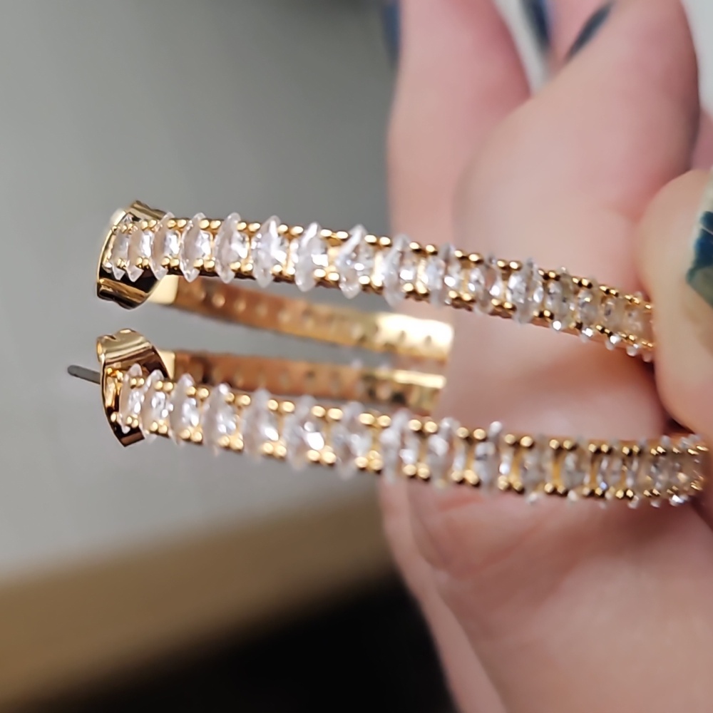 BRILLIANT ETTIKA DAINTY MARQUISE SHAPED CUBIC ZIRCONIA NWT - Picture 2 of 7